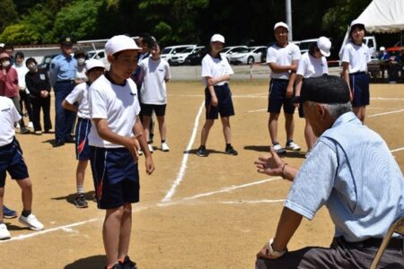 氷見市立灘浦小学校「ふれあい運動会」5月18日