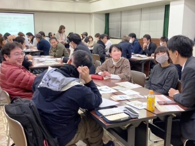 子育ての悩みを語り合う「親学び研修会」を開催（11月27日）