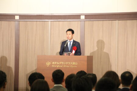 永森　県議会副議長　様