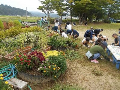 氷見市立湖南小学校　ＰＴＡ活動　親子環境整備活動